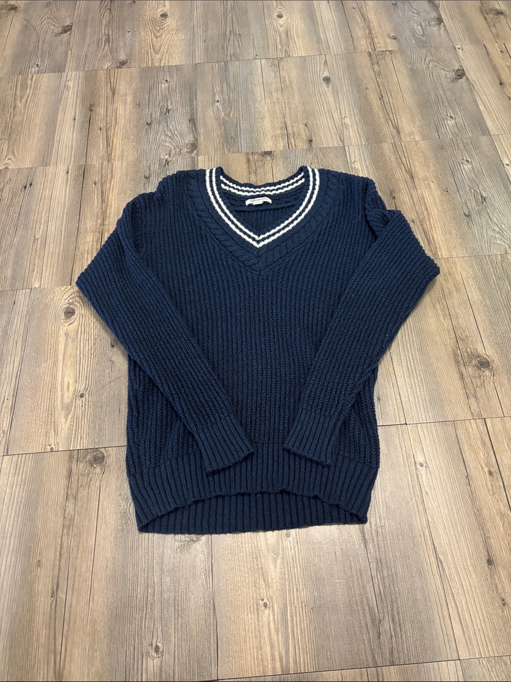 American Eagle Outfitters Navy V‑Neck Sweater with White Trim